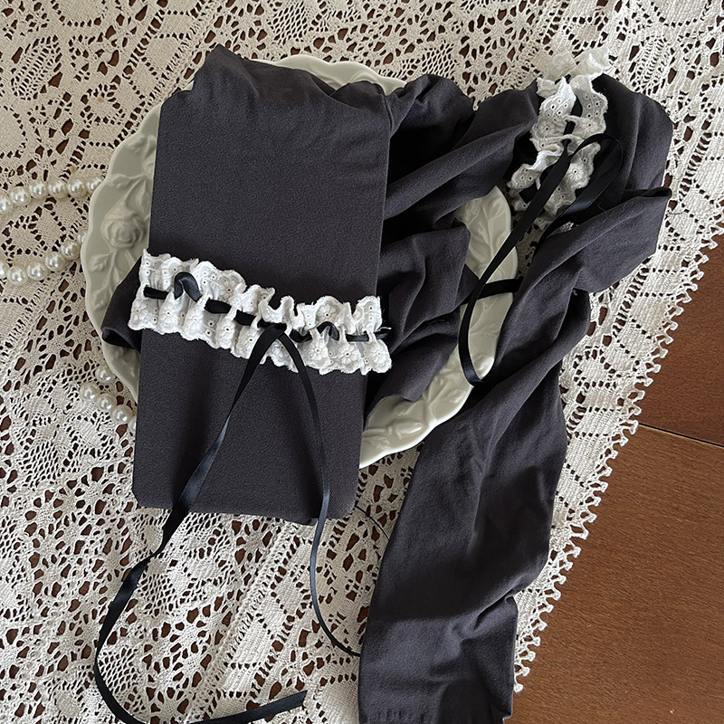 Embroidered Lace Bow Leggings PA20081