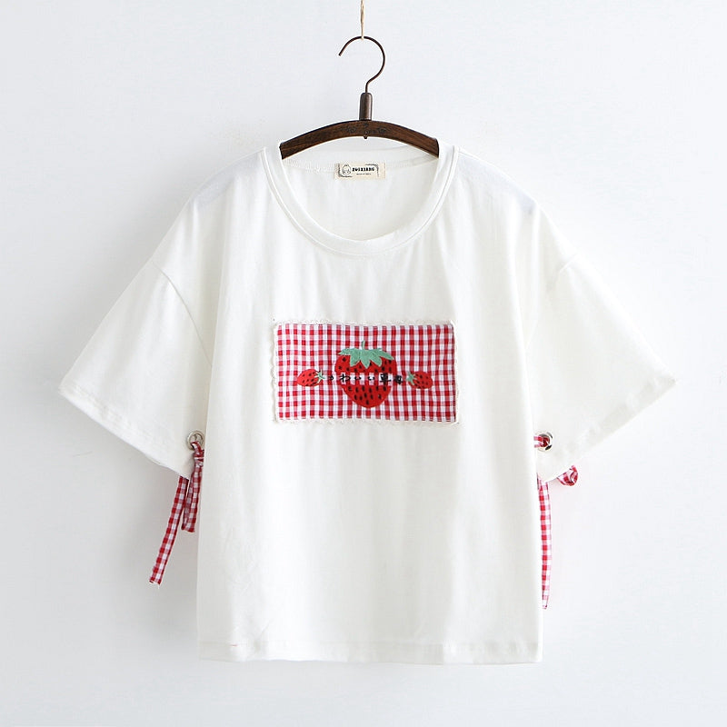 Strawberry tie t-shirt PL20362